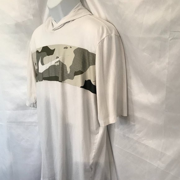 Nike Camo Short Sleeve Athletic Sport Hoodie Shirt - Picture 3 of 4